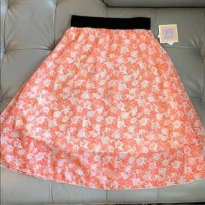LuLaRoe XSmall Skirt w/ Peach & White Roses
